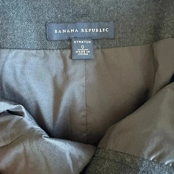 Banana Republic Belted Stretch Wool Skirt - Picture 4 of 8